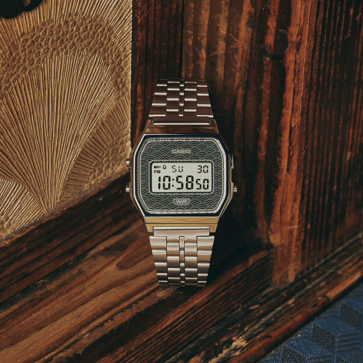 CASIO VINTAGE Mod. ICONIC - TRADITIONAL SEIGAIHA PATTERN Limited Edition - GREY