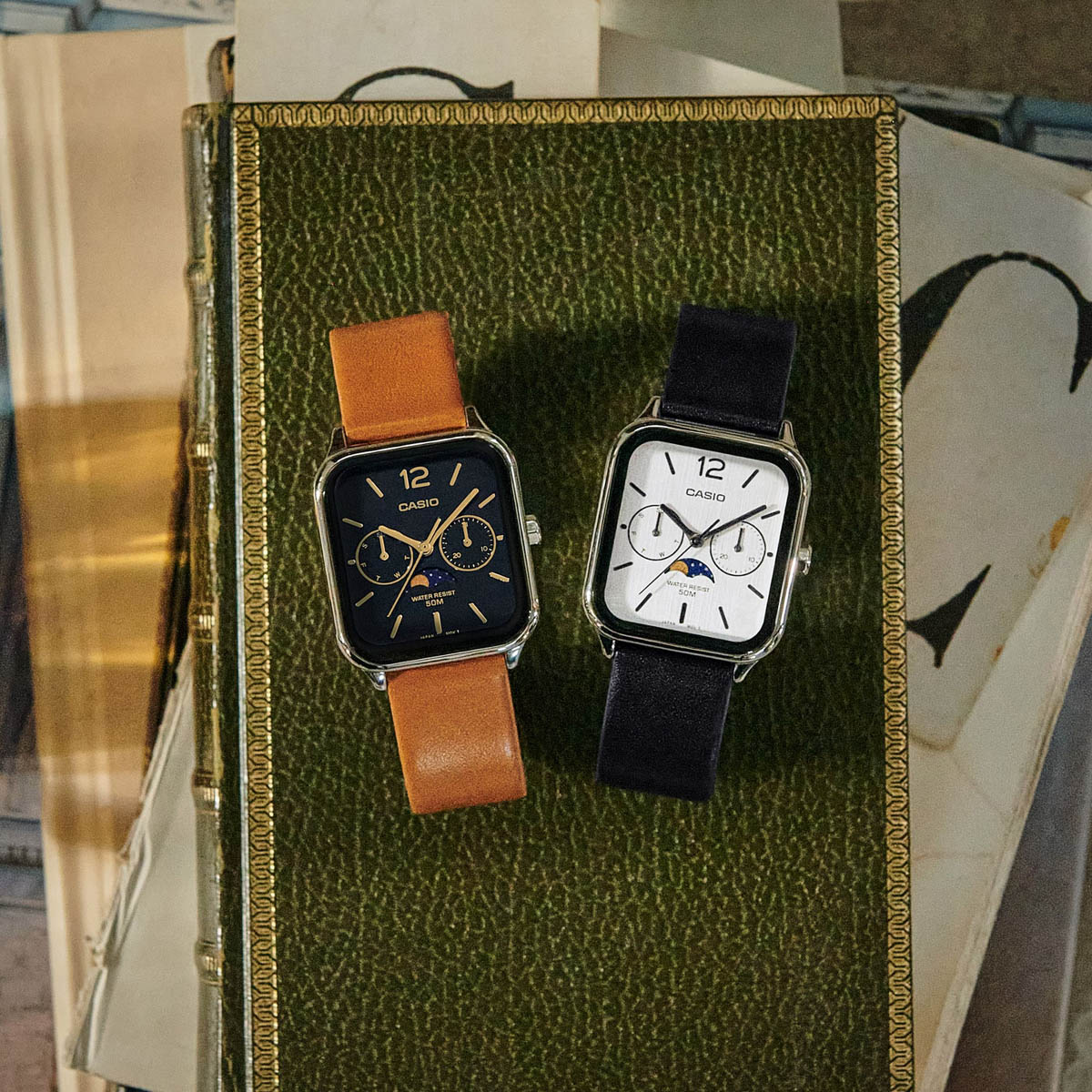 CASIO COLLECTION Mod. MOONPHASES LEATHER - BLACK