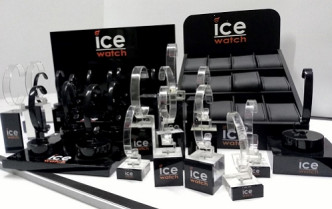 ICE WATCH OFFICIAL WINDOWS DISPLAYS (1 per 12. 1 per 8 + many single stands)